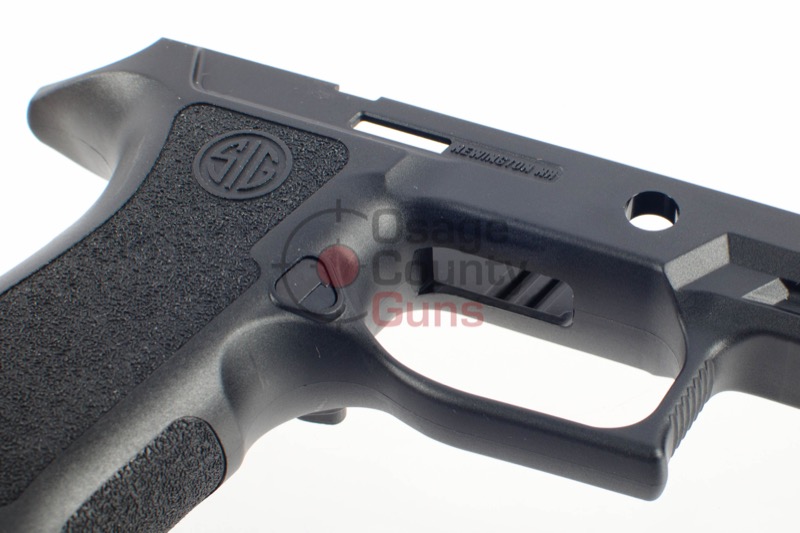 GRIP-X5-F-943-M-BLK-05.jpg