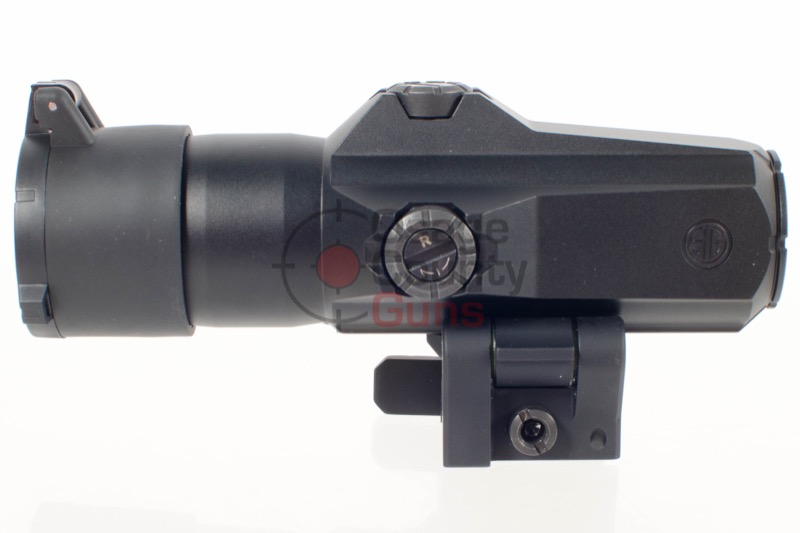 SOJ61001-06.jpg