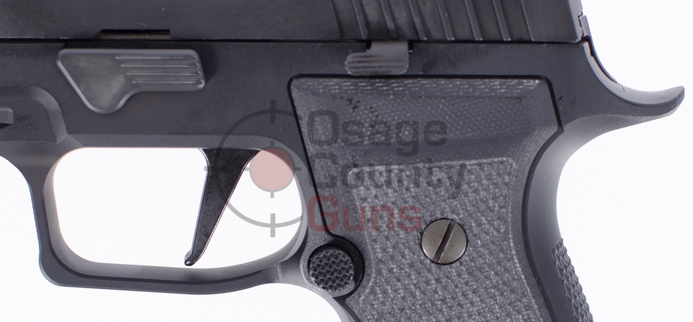 W320AXGCA-9-BXR3-R2-04.jpg