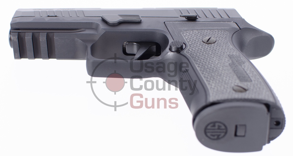 W320AXGCA-9-BXR3-R2-06.jpg