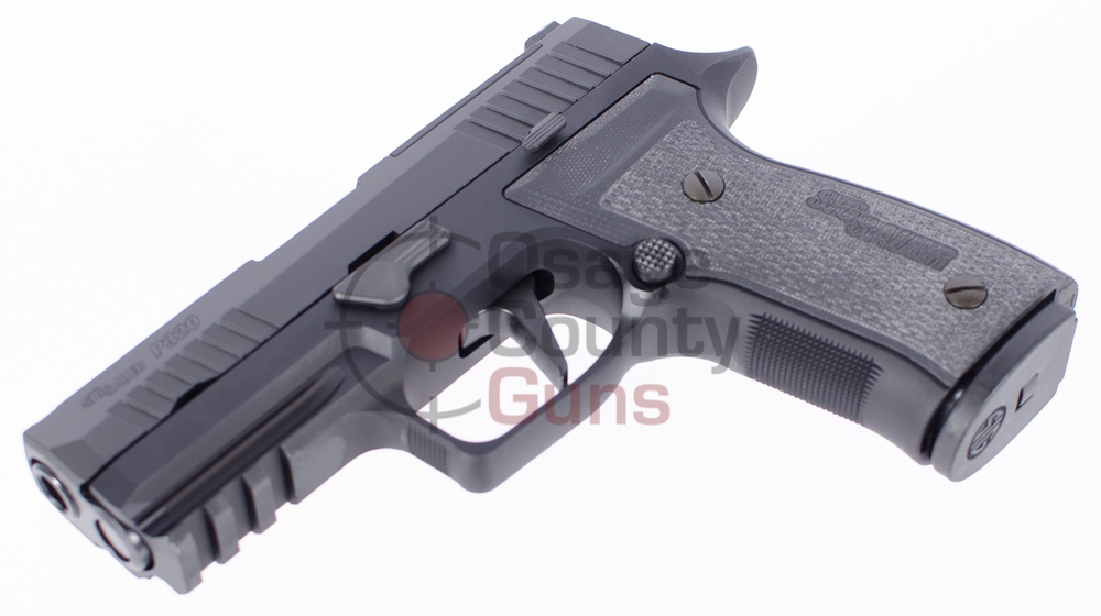 W320AXGCA-9-BXR3-R2-10.jpg