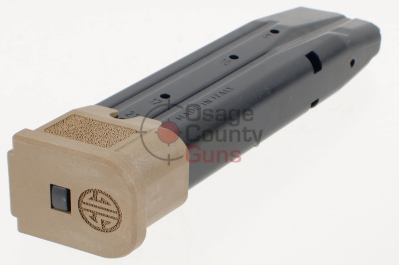 MAG-MOD-F-9-21-COY-03.jpg