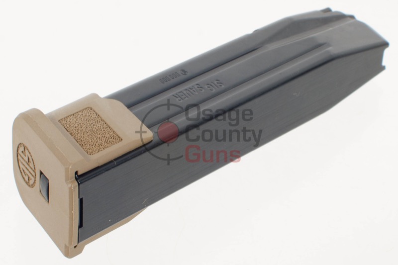 MAG-MOD-F-9-21-COY-04.jpg