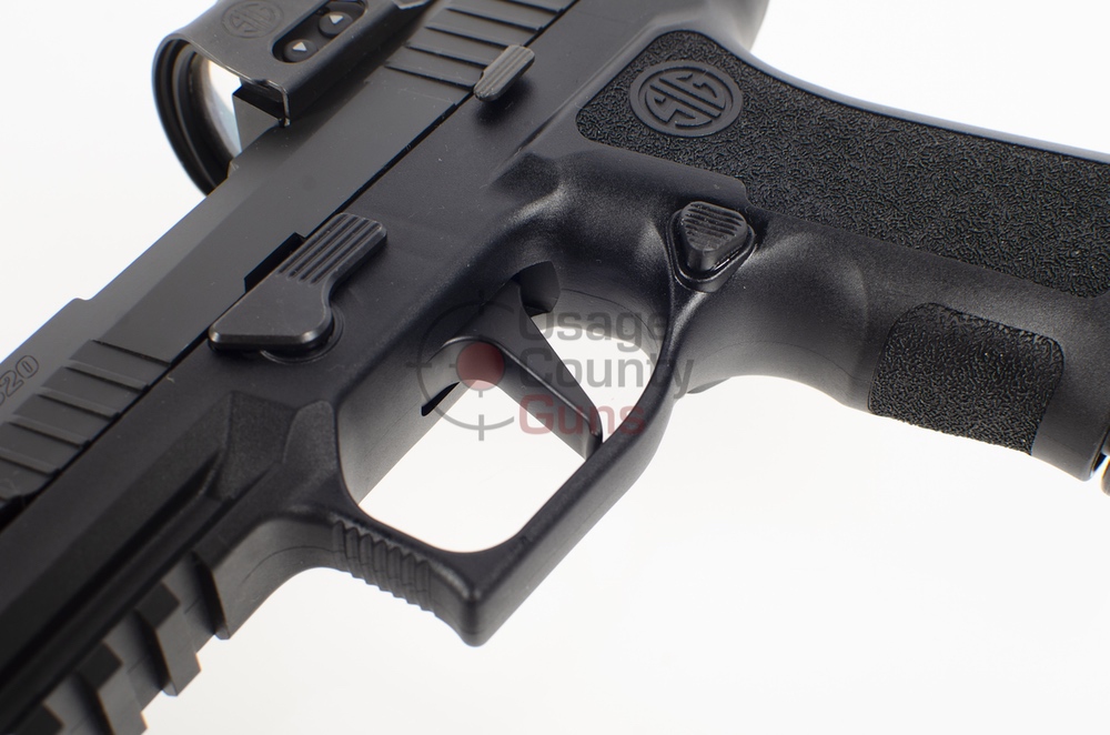 W320C-9-BXR3-PRO-RXP-10.jpg