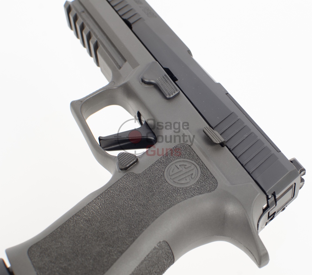 W320F-9-BXR3-TXG-PRO-08.jpg