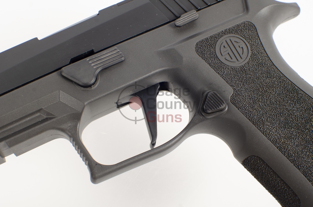W320F-9-BXR3-TXG-PRO-09.jpg